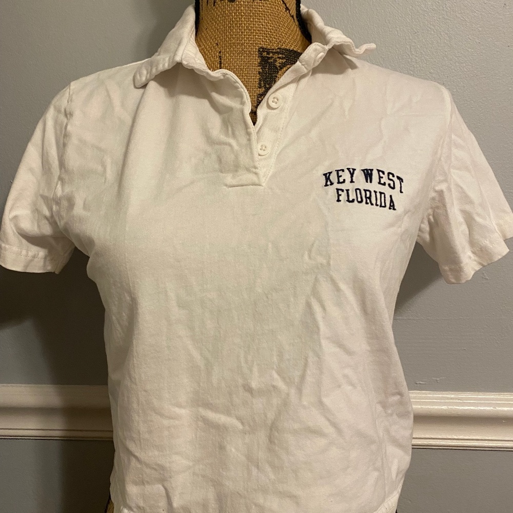 Brandy Melville white cropped key west polo
